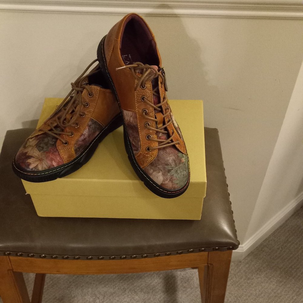 Patricia Nash L'Artiste by Spring Step Leather Sneakers--Danli-Bloom